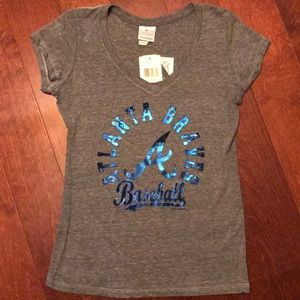 Atlanta Braves V-Neck T-Shirt NEW